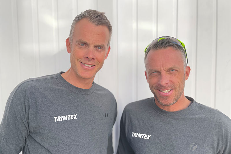 Jørgen og Anders Aukland fra Team Ragde Charge har inngått avtale med ny klesleverandør. Foto: Knut Aukland. Jørgen og Anders Aukland fra Team Ragde Charge har inngått avtale med ny klesleverandør. Foto: Knut Aukland.