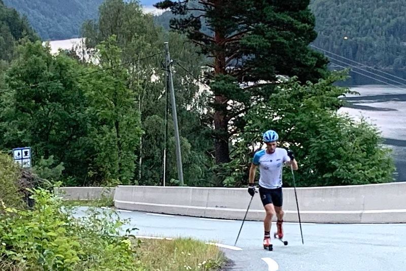 Eirik Andreas Mortensbakke gikk 6206 høydemeter på rulleski på 6.5 time i et forsøk på å bli den første til å fullføre en everesting på rulleski. Foto: Privat Eirik Andreas Mortensbakke gikk 6206 høydemeter på rulleski på 6.5 time i et forsøk på å bli den første til å fullføre en everesting på rulleski. Foto: Privat