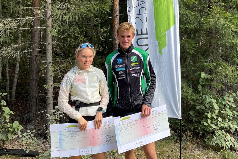 Kristen og Marte Mikkelsplass satte begge rekord i den 4,4 km lange motbakken fra Bergheim. Nye rekorder er : Herrer: 19.47 , Damer: 22.58. Foto: Arrangøren Kristen og Marte Mikkelsplass satte begge rekord i den 4,4 km lange motbakken fra Bergheim. Nye rekorder er : Herrer: 19.47 , Damer: 22.58