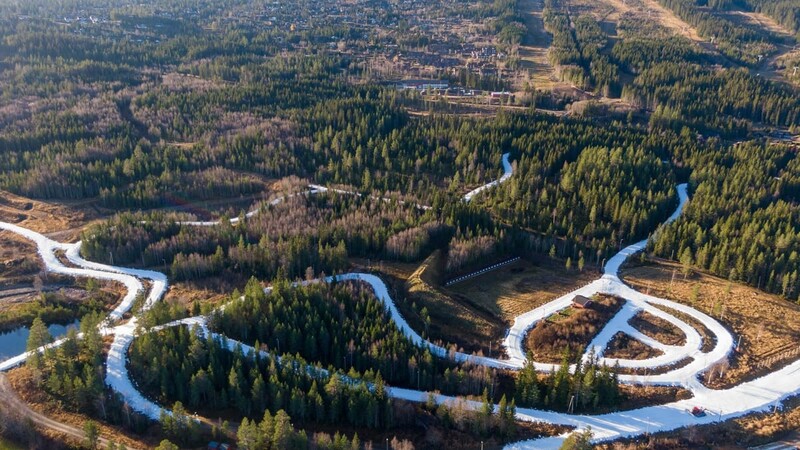 Langrennssesongen i Trysil starter 30. oktober på 6,5 km langrennsløyper med snø fra i fjor. Foto: Jonas Sjögren Langrennssesongen i Trysil starter 30. oktober på 6,5 km langrennsløyper med snø fra i fjor. Foto: Jonas Sjögren
