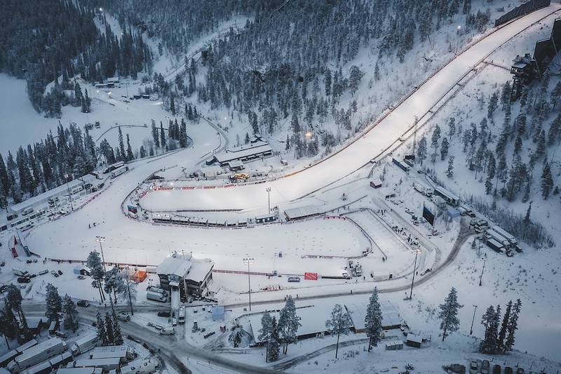 Dagen før dagen på skistadion i Kuusamo/Ruka, der første runde i verdenscupen kjøres i morgen. Foto: Nordic Focus Dagen før dagen på skistadion i Kuusamo/Ruka, der første runde i verdenscupen kjøres i morgen. Foto: Nordic Focus