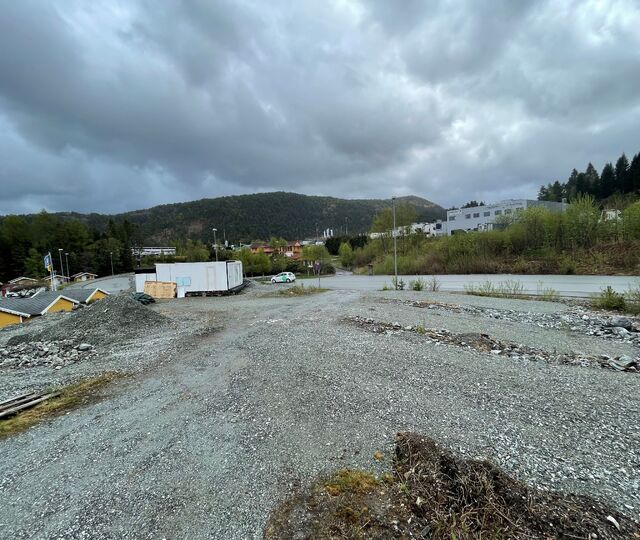 Bergen Caravanpark bygger syv nye oppstillingsplasser og håper å bli ferdige til sesongen starter for fullt.