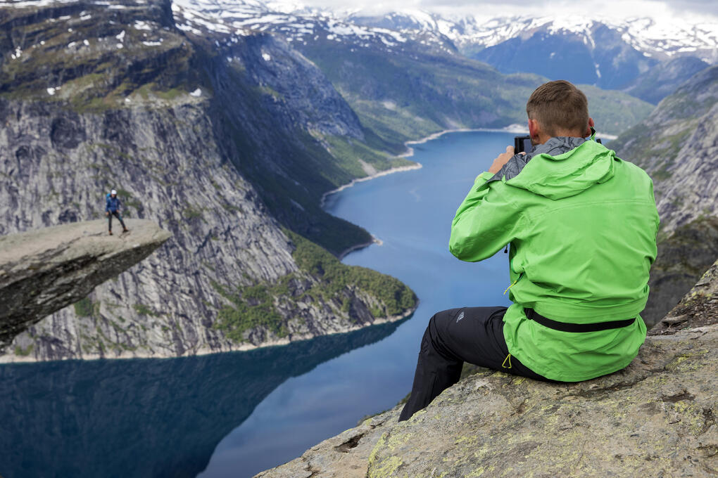 NORGESFERIE: Det forventes at trygghet og spektakulære naturopplevelser vil være to faktorer som får mange til å velge norgesferie også i år. Foto: Tore Meek / NTB
