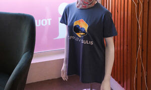 Tskjorte med motivet "opplev Sulis"