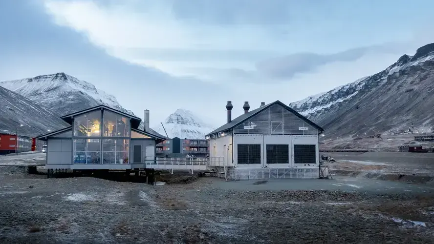 Øst