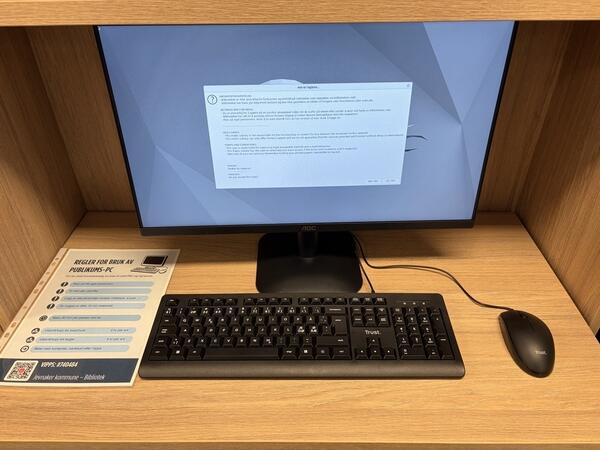 Foto av en ny PC.
