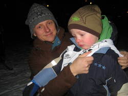 Pappa hjelper til_650x488